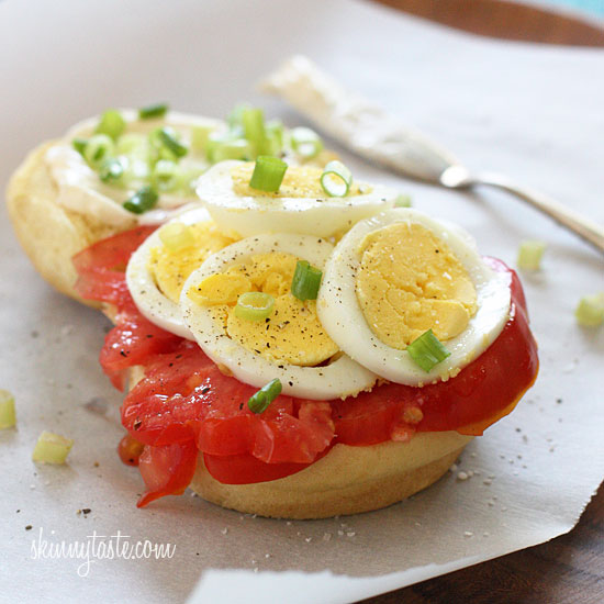2013-12-31-Egg-Tomato-and-Scallion-Sandwich