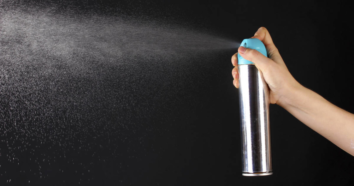 The Dangers of Air Fresheners (Plus 10 Natural Options)