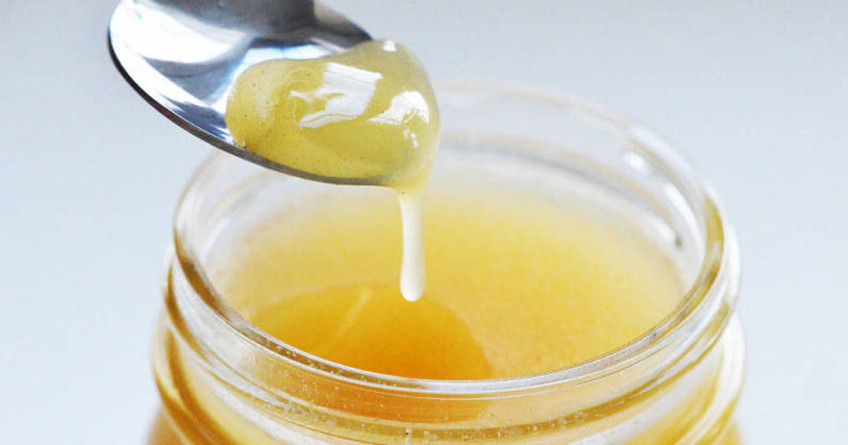 Can't Sleep? Try A Little Bit Of Honey Before Bed.