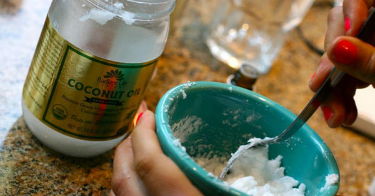 How to Detox with a Coconut Oil Cleanse to Get Rid of Parasites