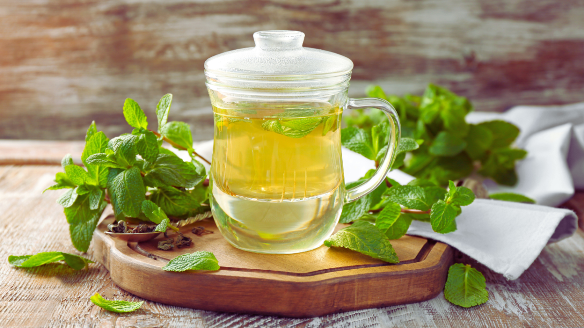 Top 5 Drinks To INSTANTLY Improve Leg Circulation And Blood Flow